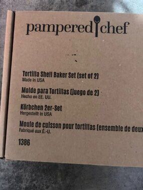 Pampered Chef Tortilla Shell Baker Set - NEW